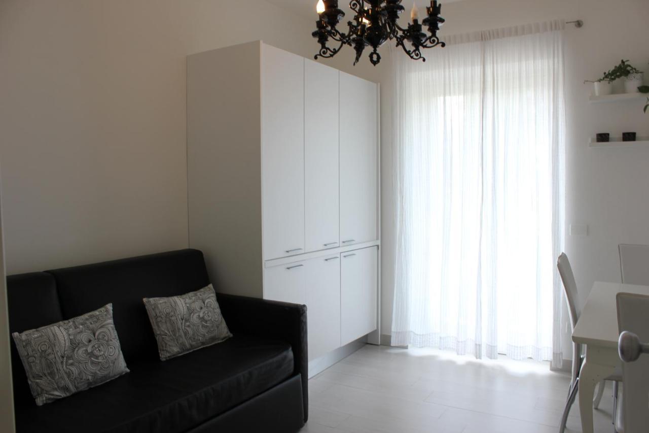 פסקיארה דל גארדה Rooms Il Punto מראה חיצוני תמונה